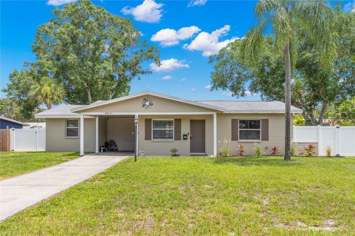 6811 9th Ave., St Petersburg, FL 33710