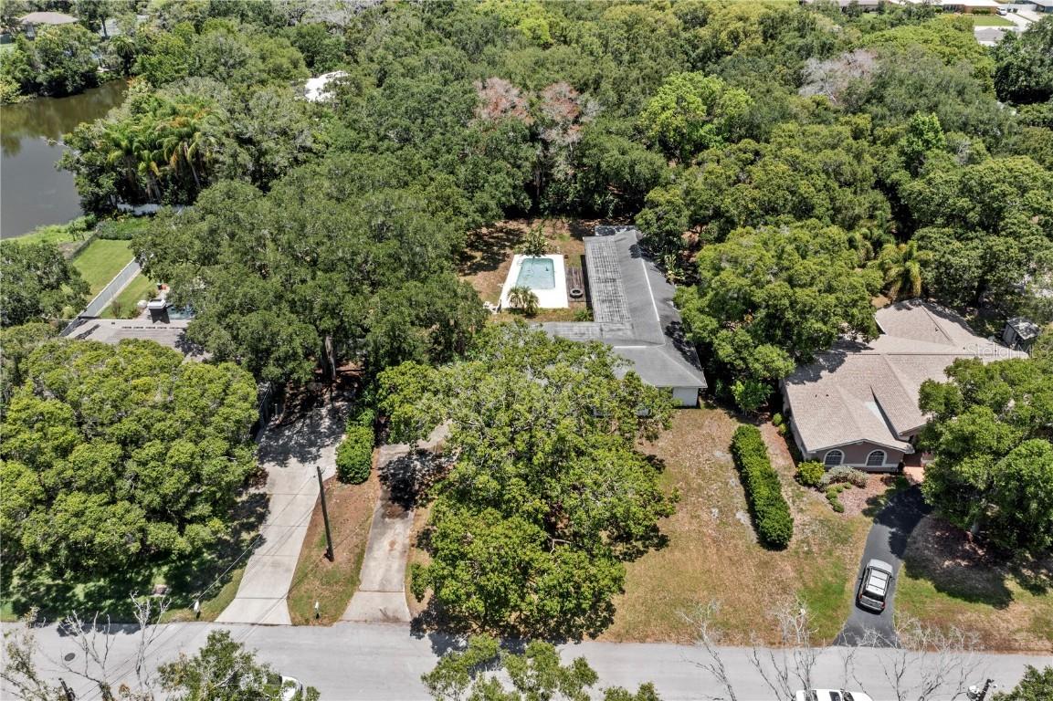 2122 Long Bow Ln., Clearwater, FL 33764