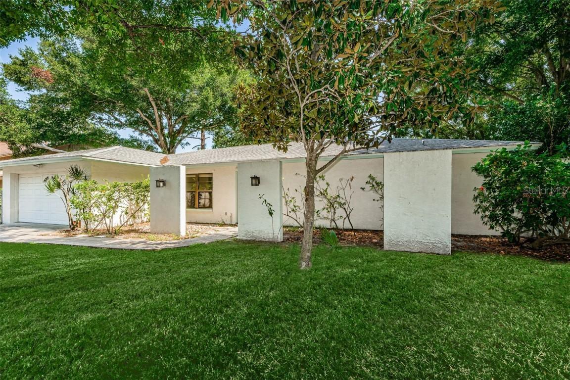 14333 86th Ave., Seminole, FL 33776