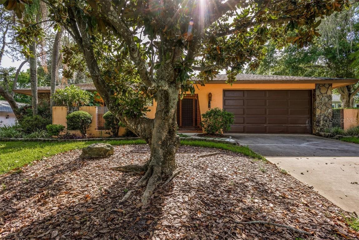 809 Highview Dr., Palm Harbor, FL 34683