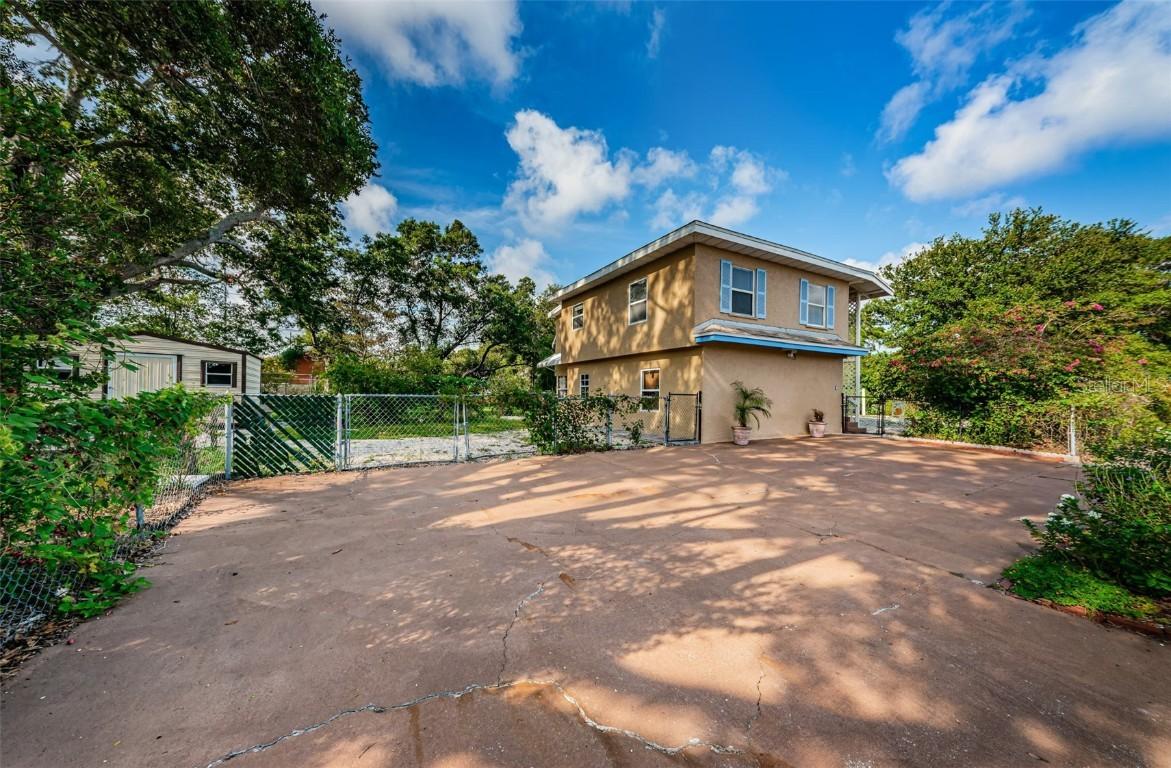 3710 27th Ave., St Petersburg, FL 33711