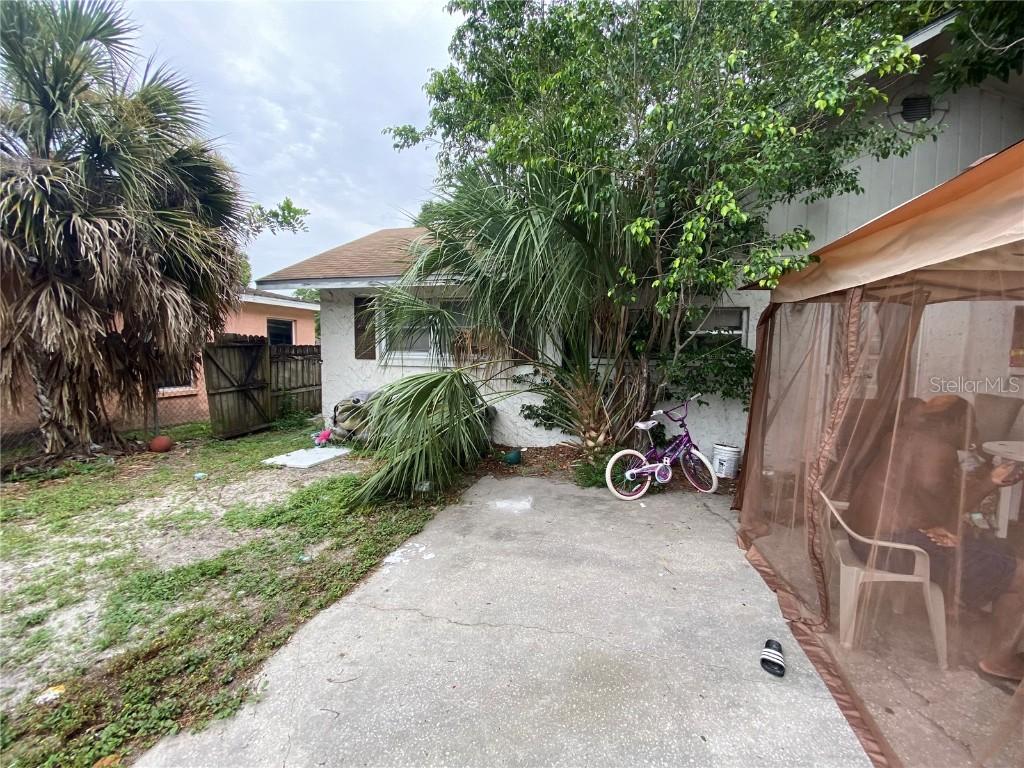 3865 15th Ave., St Petersburg, FL 33711