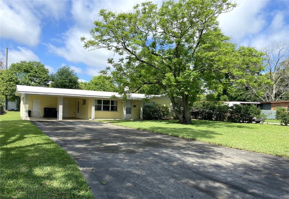 2708 Raeford Ct., Orlando, FL 32806