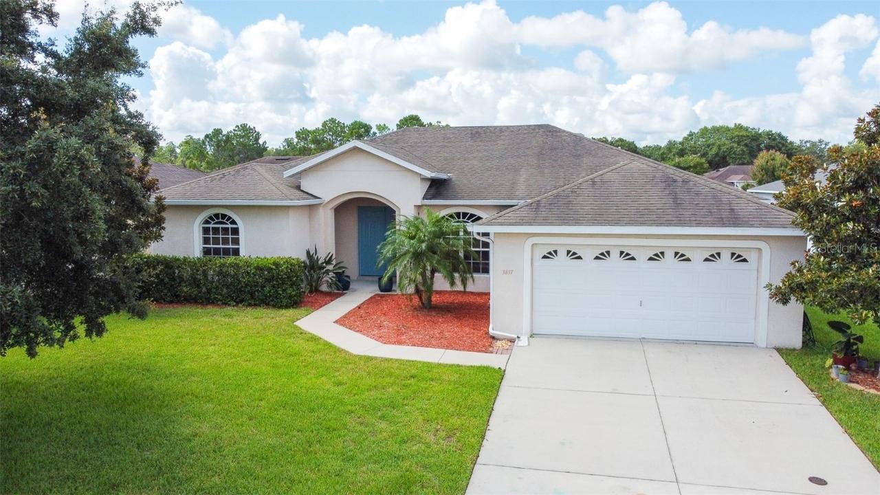 3817 Milflores Dr., Ruskin, FL 33573