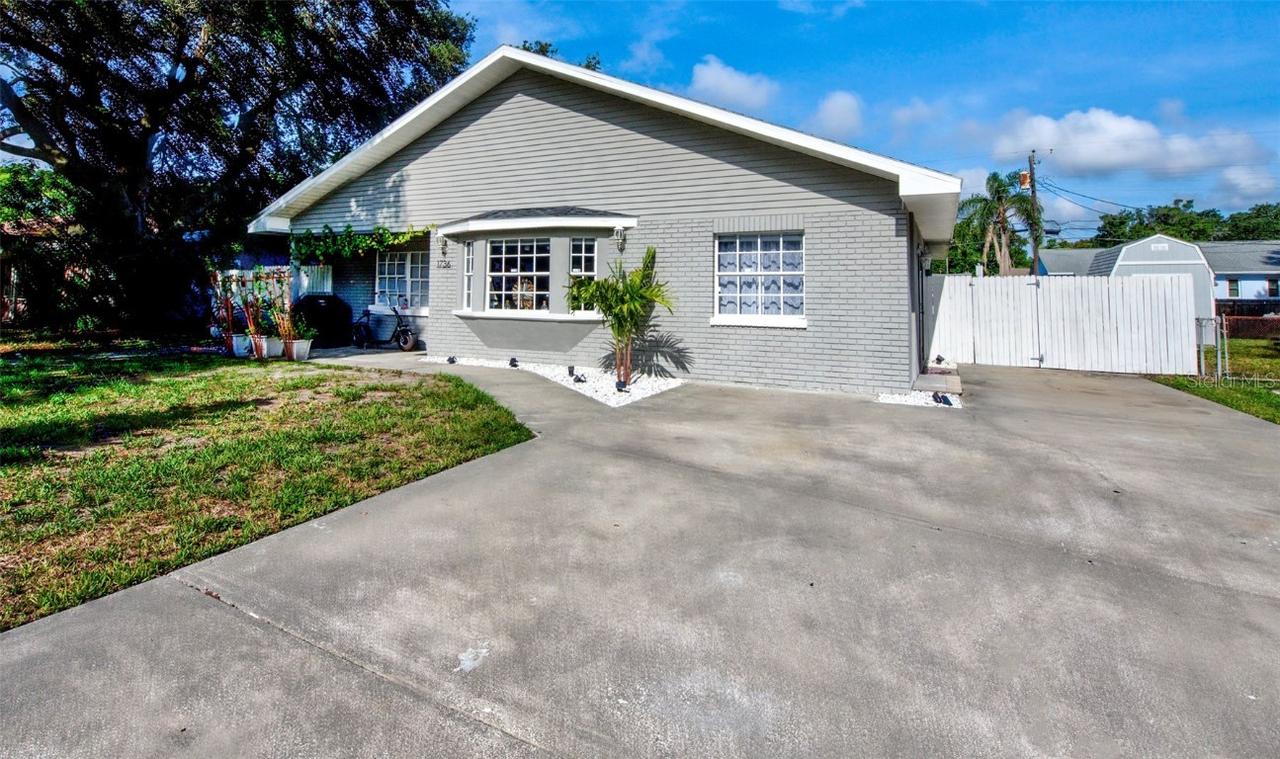 1736 Lucas Dr., Clearwater, FL 33759