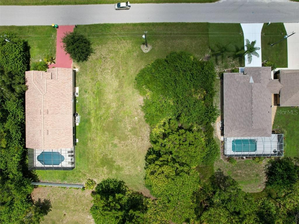211 Australian Dr., Rotonda West, FL 33947