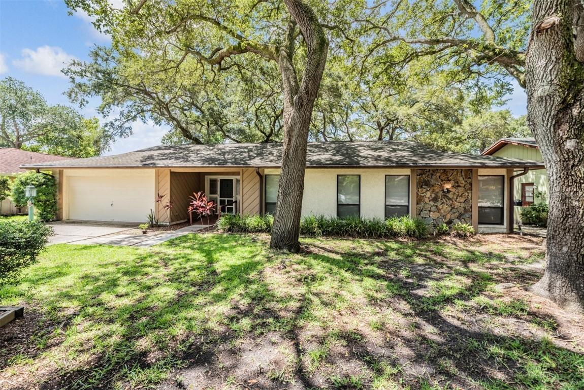 2227 Willowbrook Dr., Clearwater, FL 33764