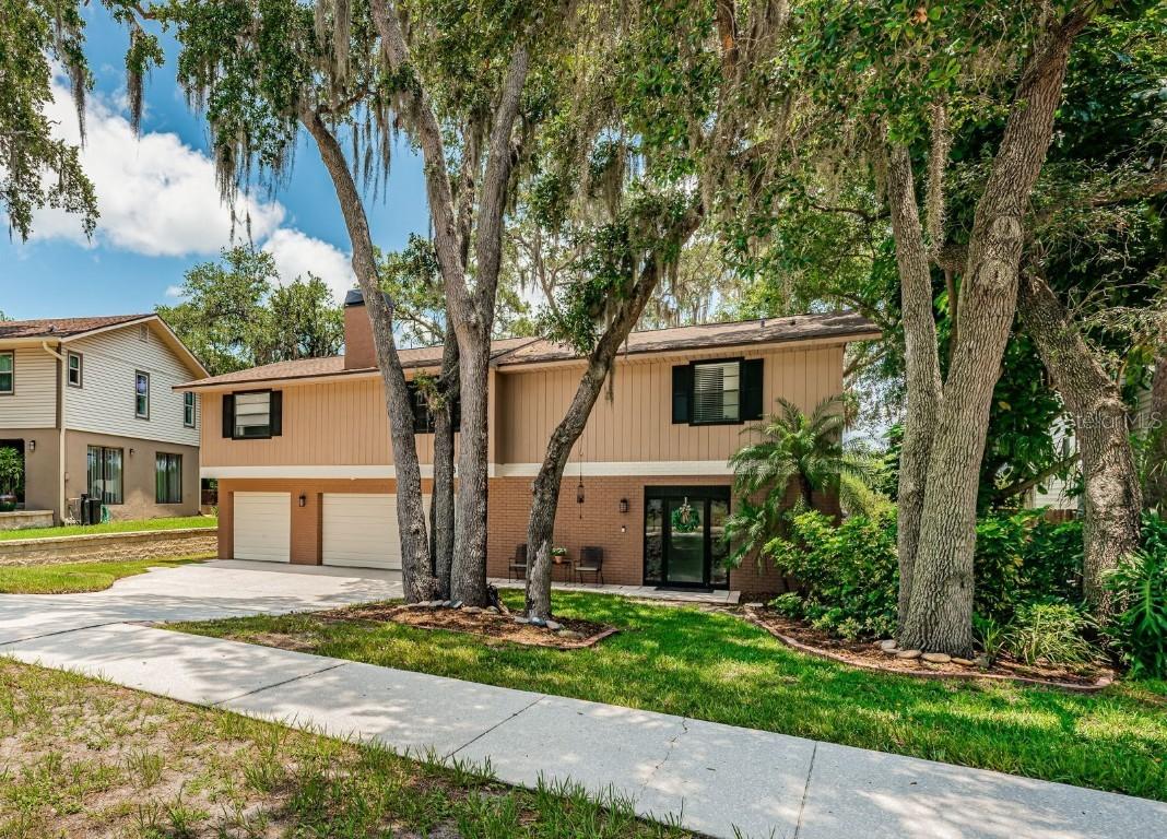 3330 Briarwood Cir., Safety Harbor, FL 34695