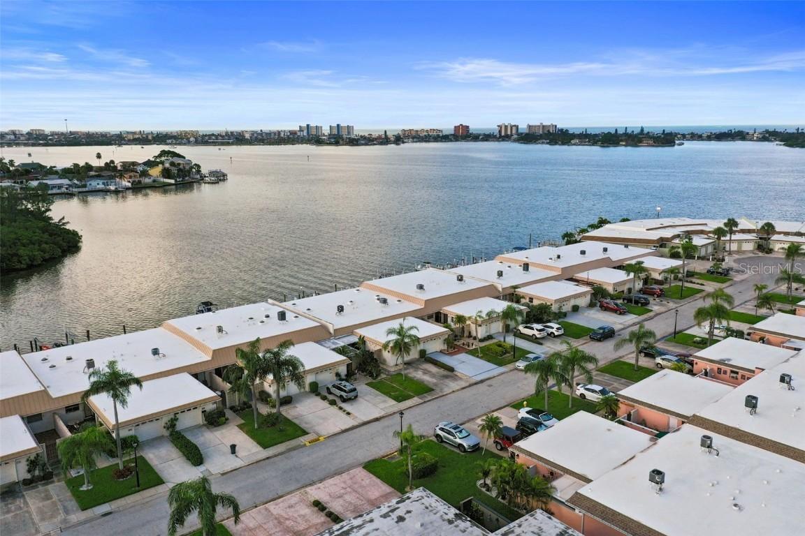 556 Boca Ciega Point Blvd., St Petersburg, FL 33708