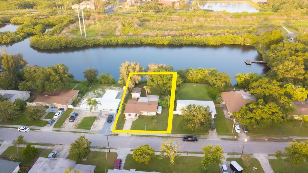 419 Country Club Dr., Oldsmar, FL 34677