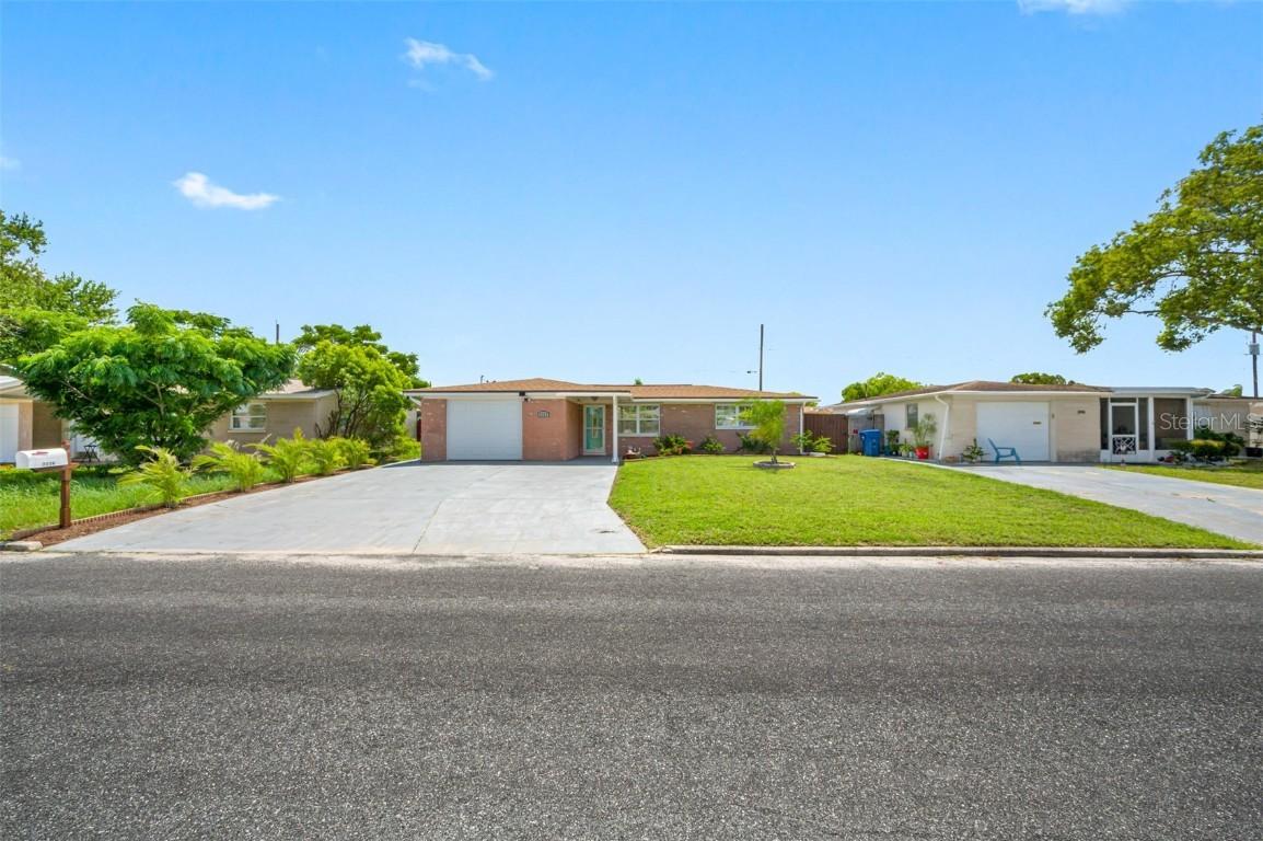 2324 Tahitian Dr., Holiday, FL 34691