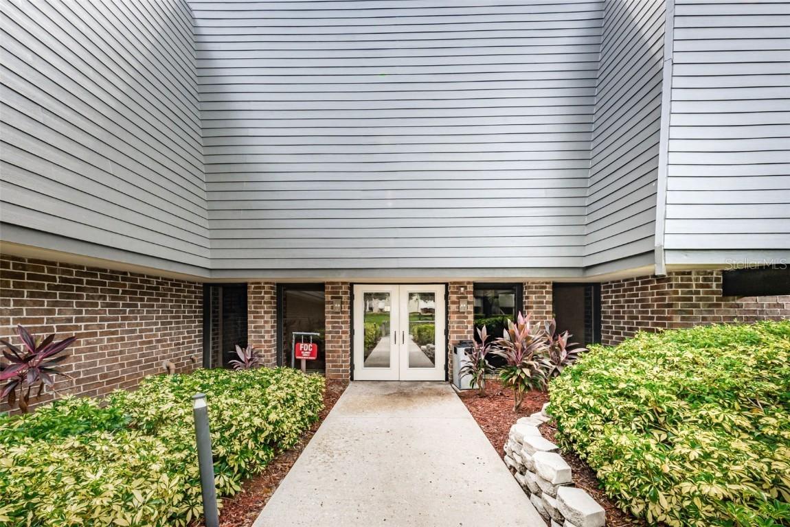 36750 Us Highway 19 #9-303, Palm Harbor, FL 34684