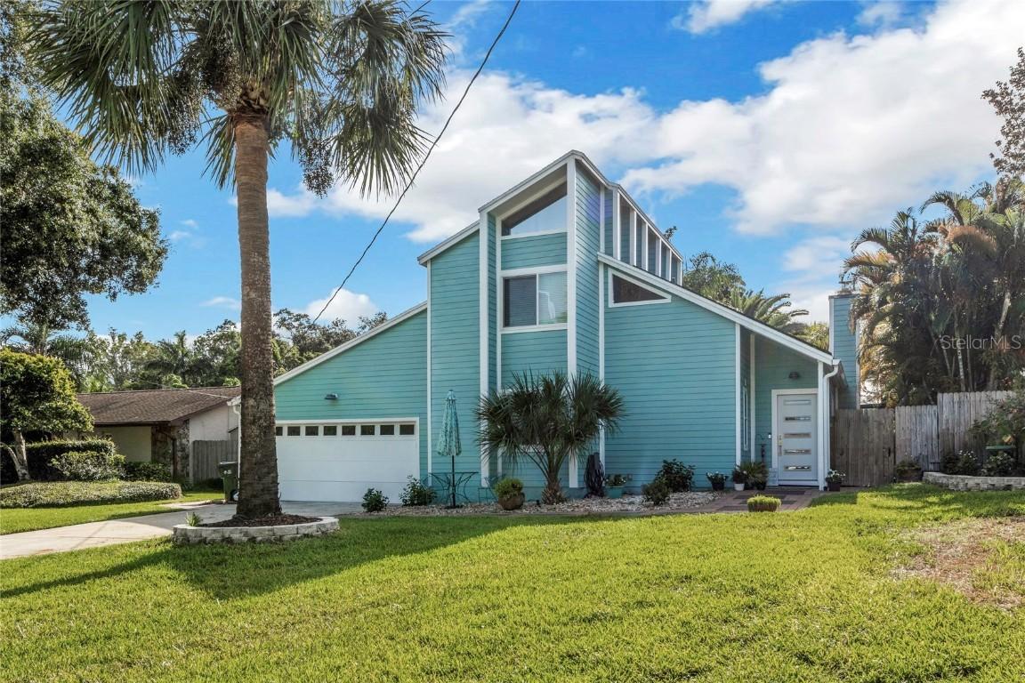1133 Hickory Dr., Largo, FL 33770