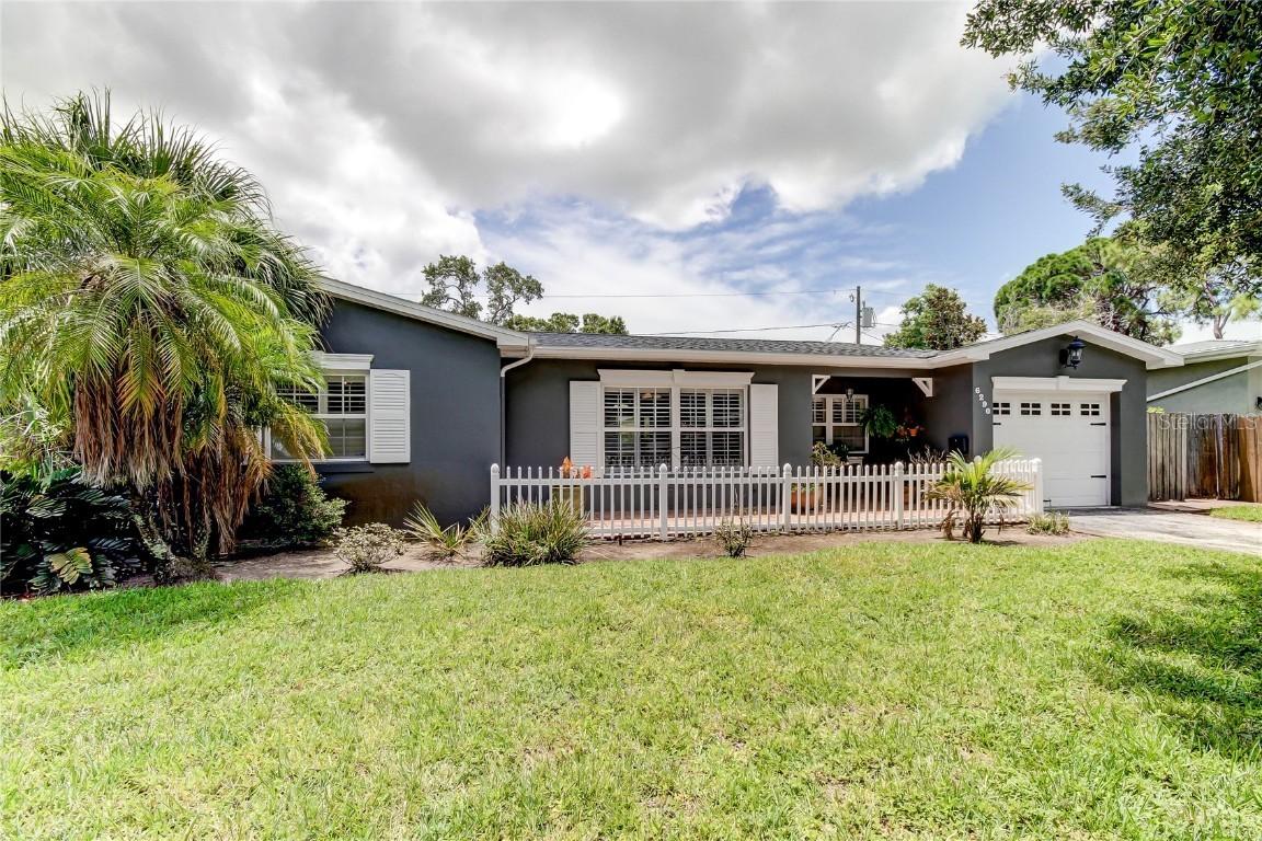 6290 17th Ave., St Petersburg, FL 33710