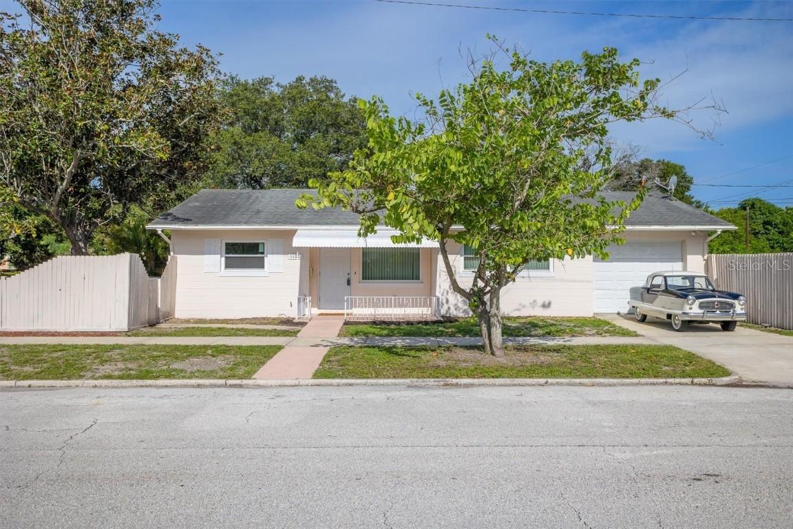1100 42nd St., St Petersburg, FL 33713