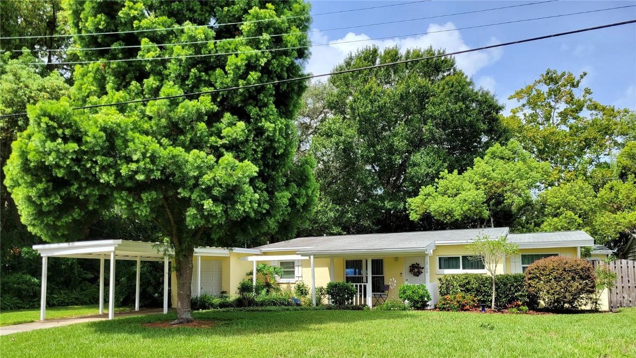 12108 Midlake Dr., Tampa, FL 33612