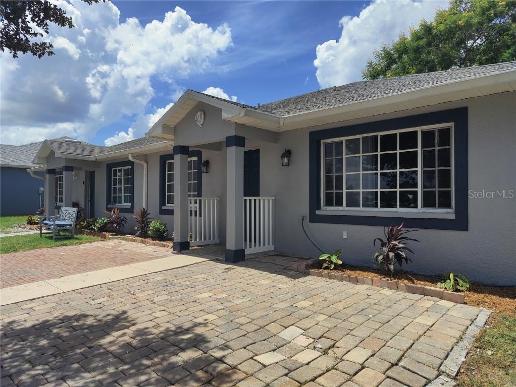 17356/17358 Ithaca Dr., Fort Myers, FL 33967