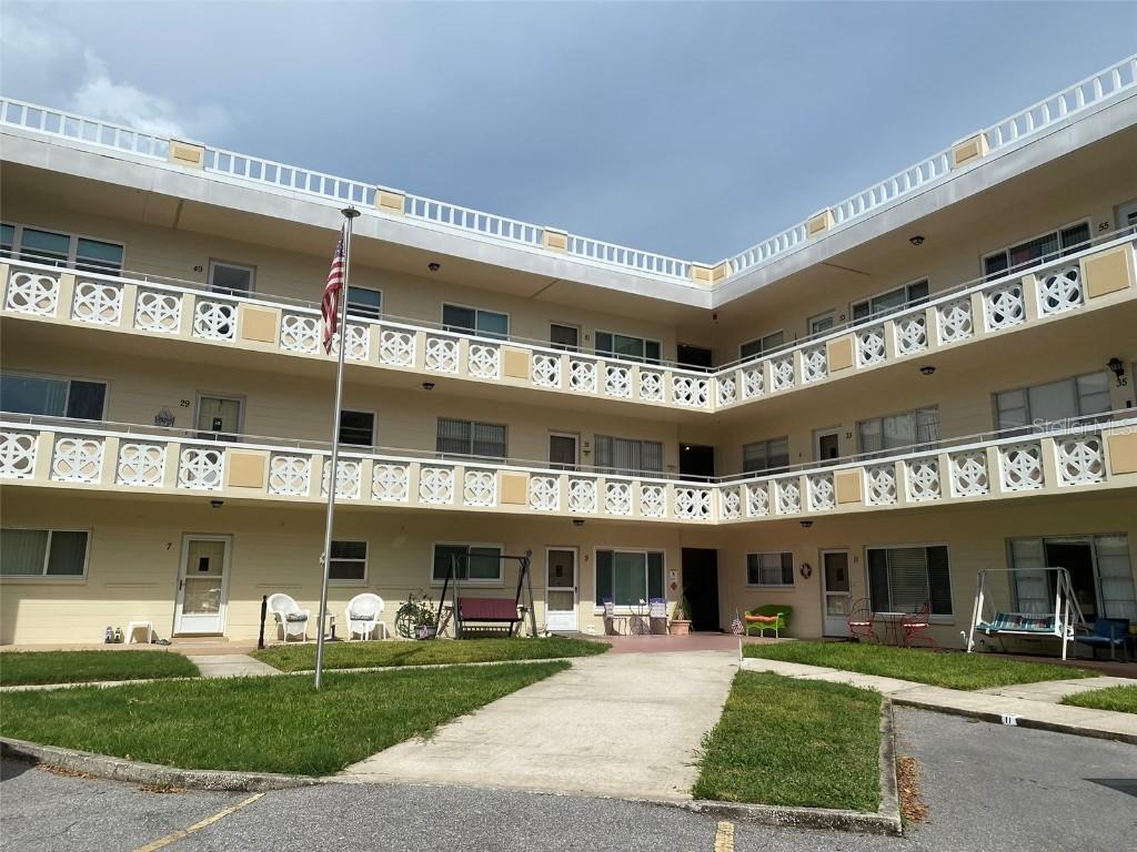 2285 Israeli Dr. #9, Clearwater, FL 33763