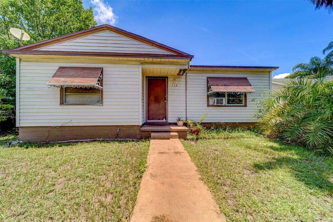 726 Gray St., Gulfport, FL 33707