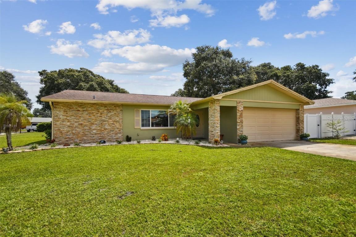 12153 93rd Way, Largo, FL 33773