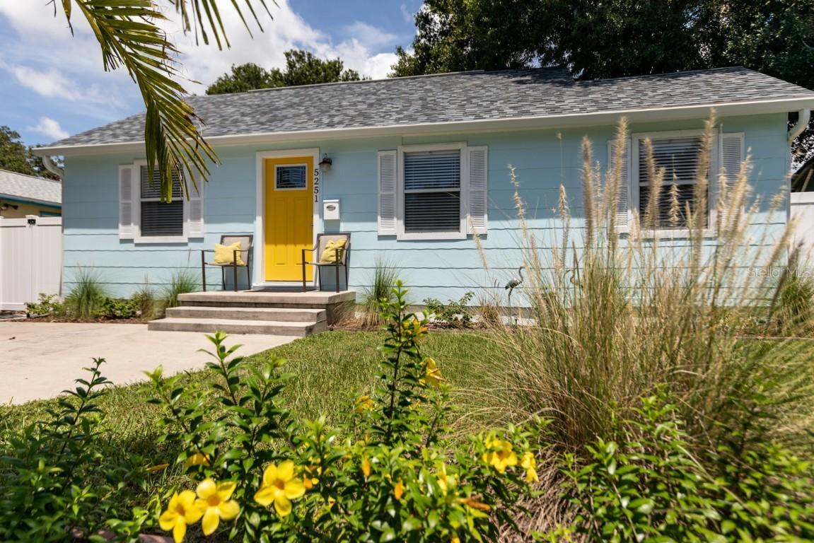 5251 Dartmouth Ave., St Petersburg, FL 33710