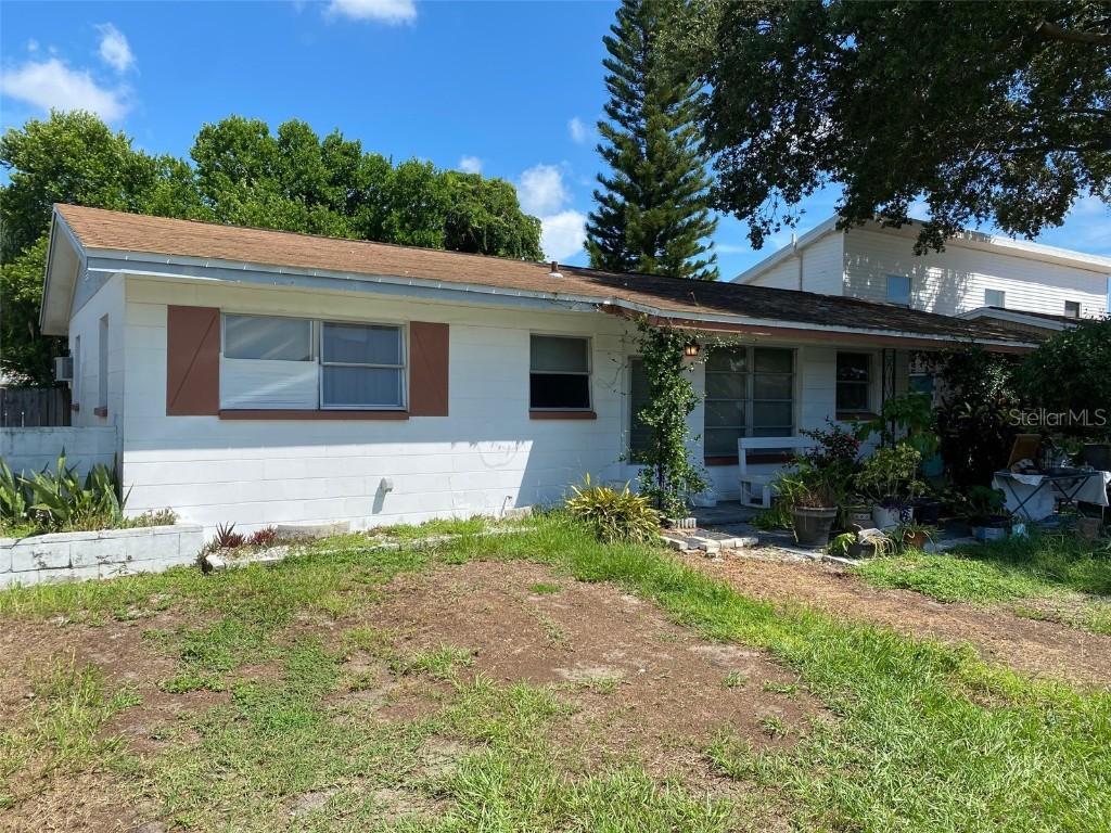 8001 Ridge Rd., Seminole, FL 33772