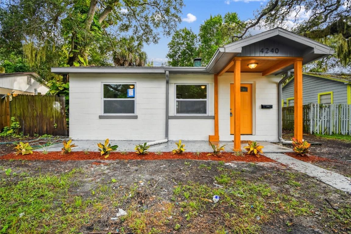 4240 14th Ave., St Petersburg, FL 33711