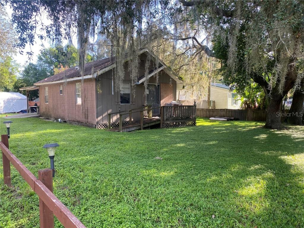 34735 Buck Rd., Zephyrhills, FL 33541