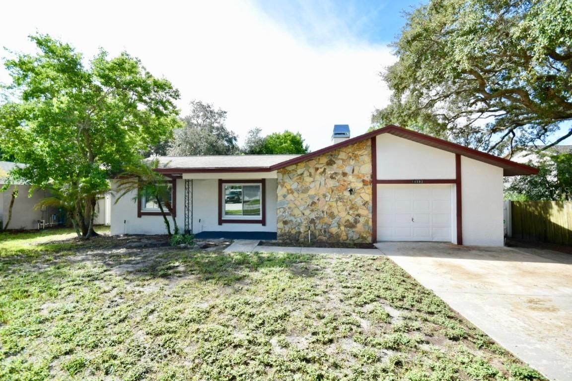 14582 Vista Ln., Largo, FL 33774