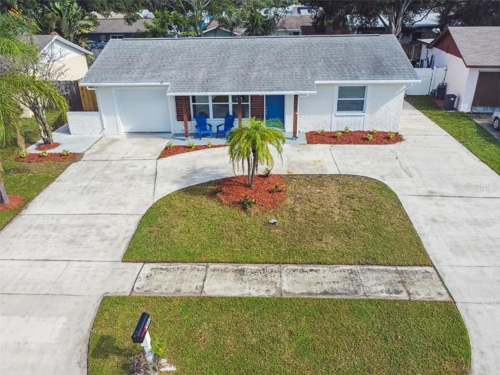 7993 Smoketree Ct., Largo, FL 33773