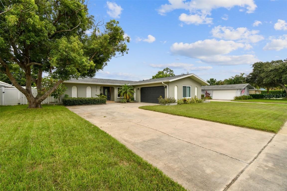13151 87th Pl., Seminole, FL 33776