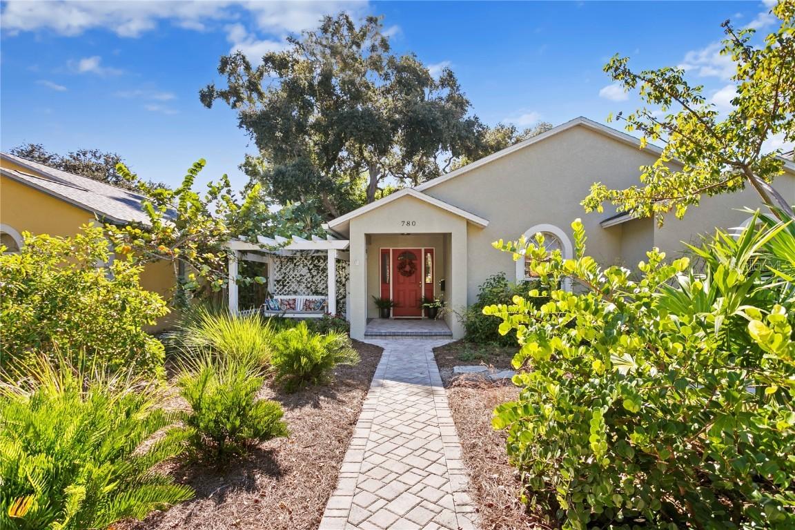 780 24th Ave., St Petersburg, FL 33704