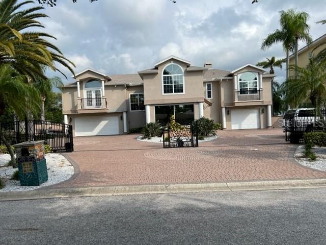 907 Harbor Dr., Belleair Beach, FL 33786