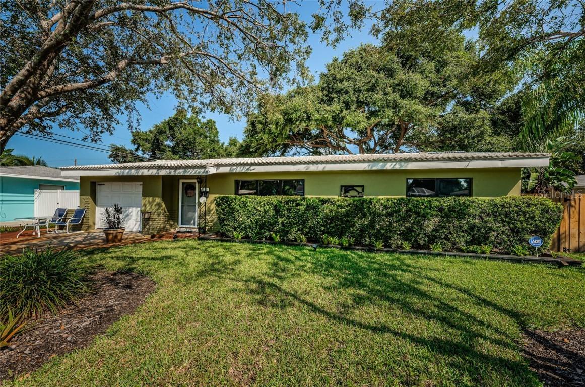 6399 17th Pl., St Petersburg, FL 33710