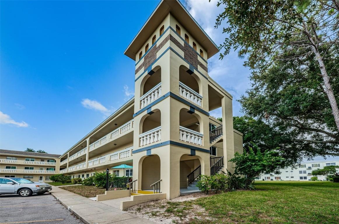2256 Spanish Dr. Dr. #48, Clearwater, FL 33763
