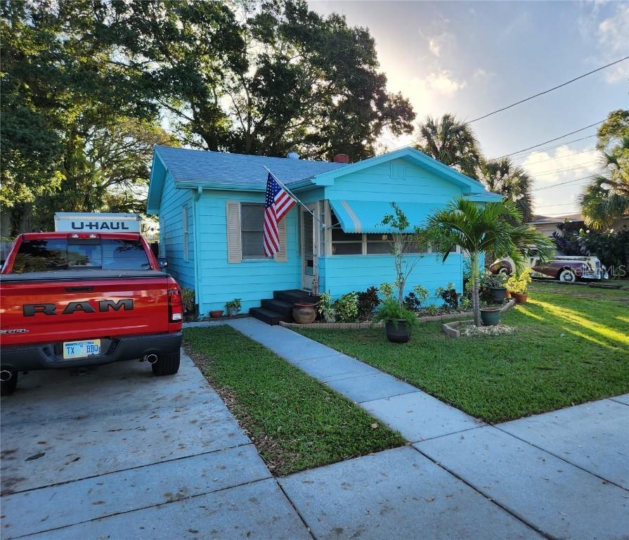 2114 52nd St., Gulfport, FL 33707
