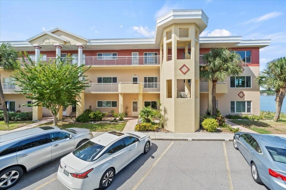 2022 Camelot Dr. #37, Clearwater, FL 33763