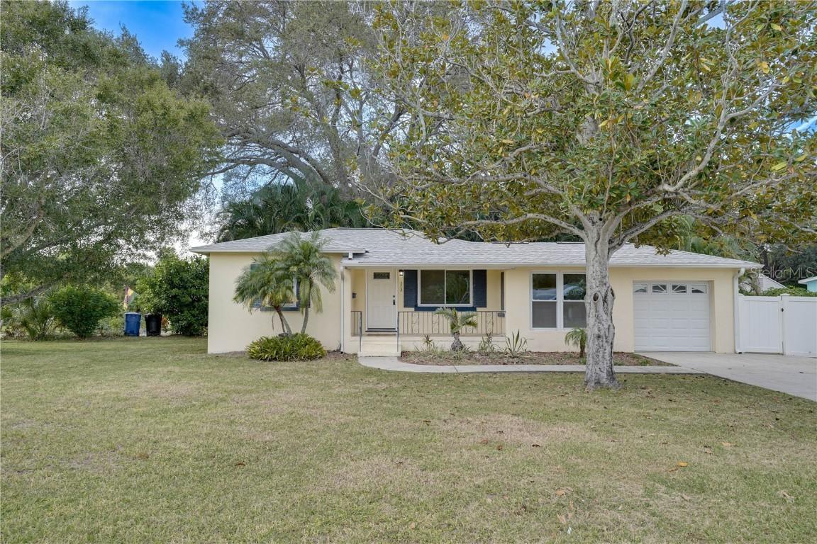 1202 Winchester Rd., St Petersburg, FL 33710
