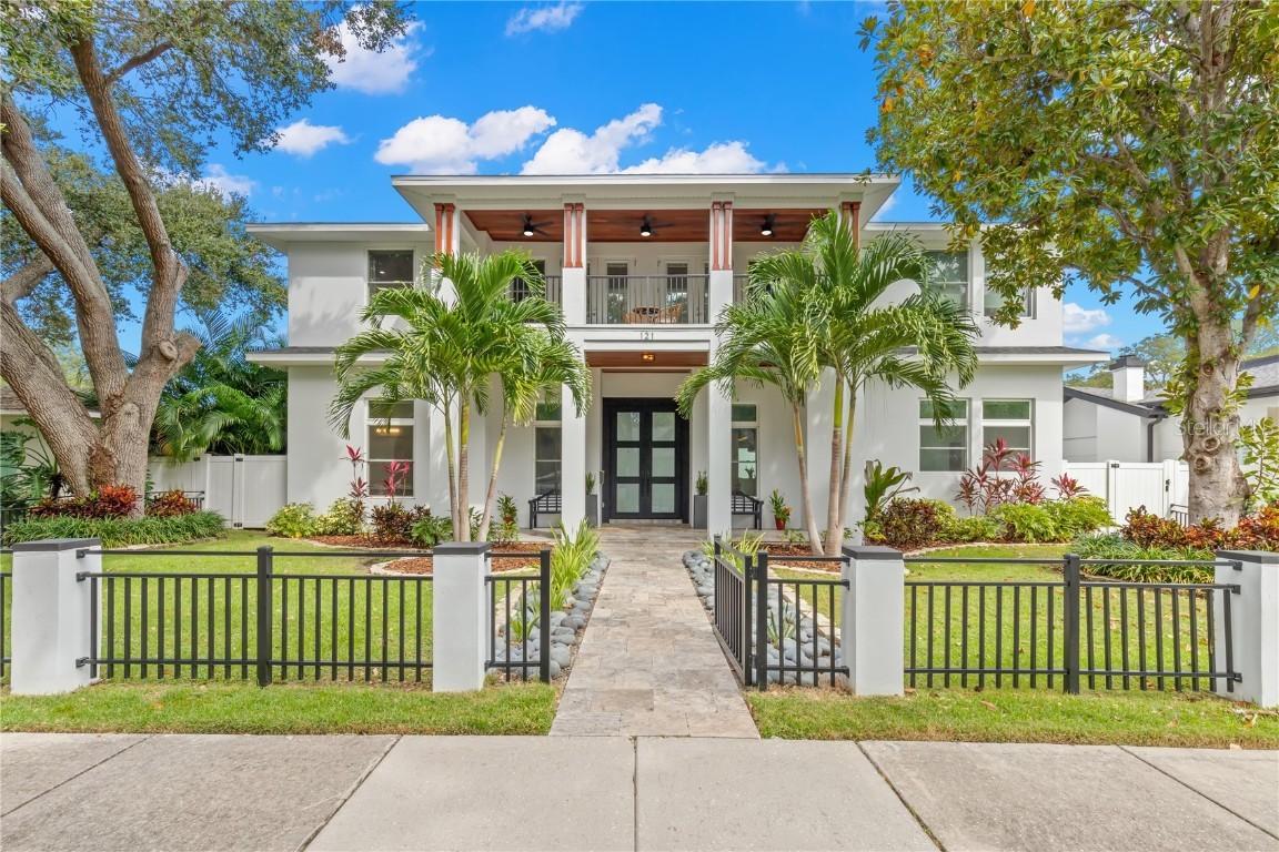 121 20th Ave., St Petersburg, FL 33704