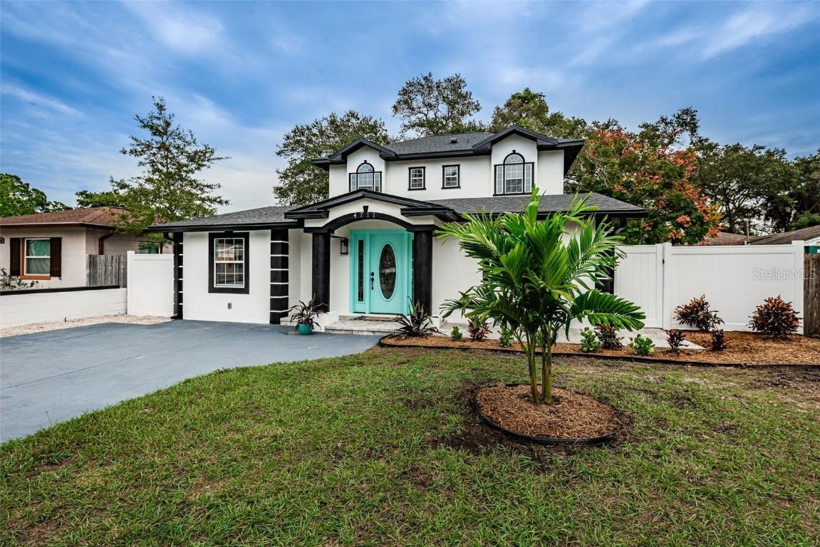 4711 14th St., St Petersburg, FL 33703