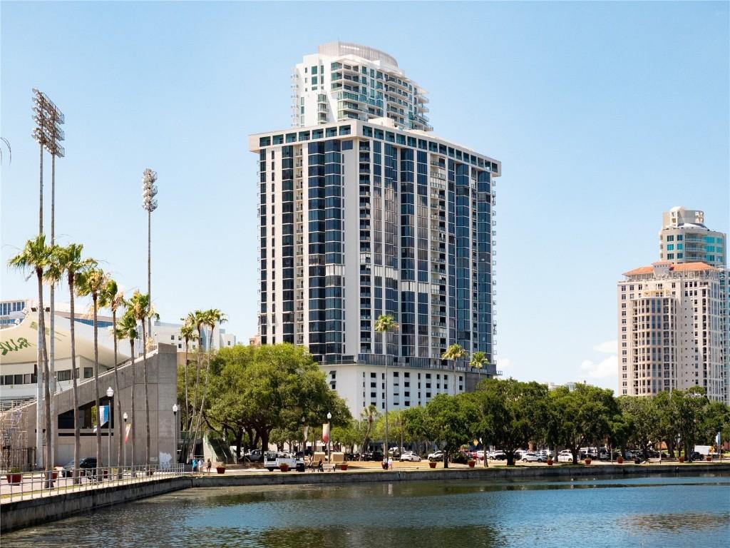 1 Beach Dr. #2112, St Petersburg, FL 33701