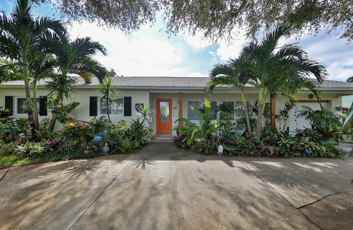 6468 17th Ter., St Petersburg, FL 33710