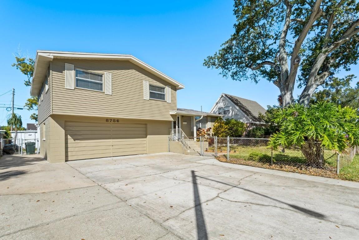 8786 58th Way, Pinellas Park, FL 33782