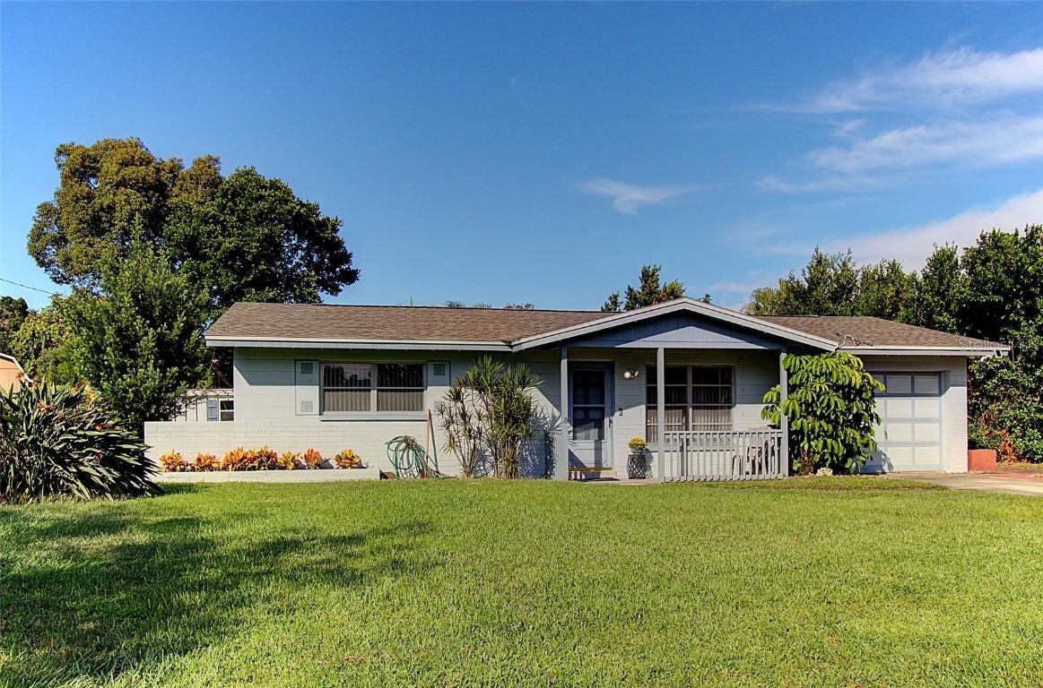 11911 80th Ave., Seminole, FL 33772