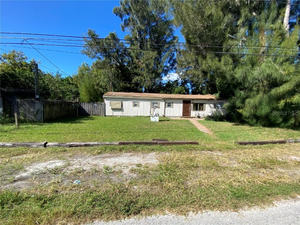 12260 Land St., Largo, FL 33773