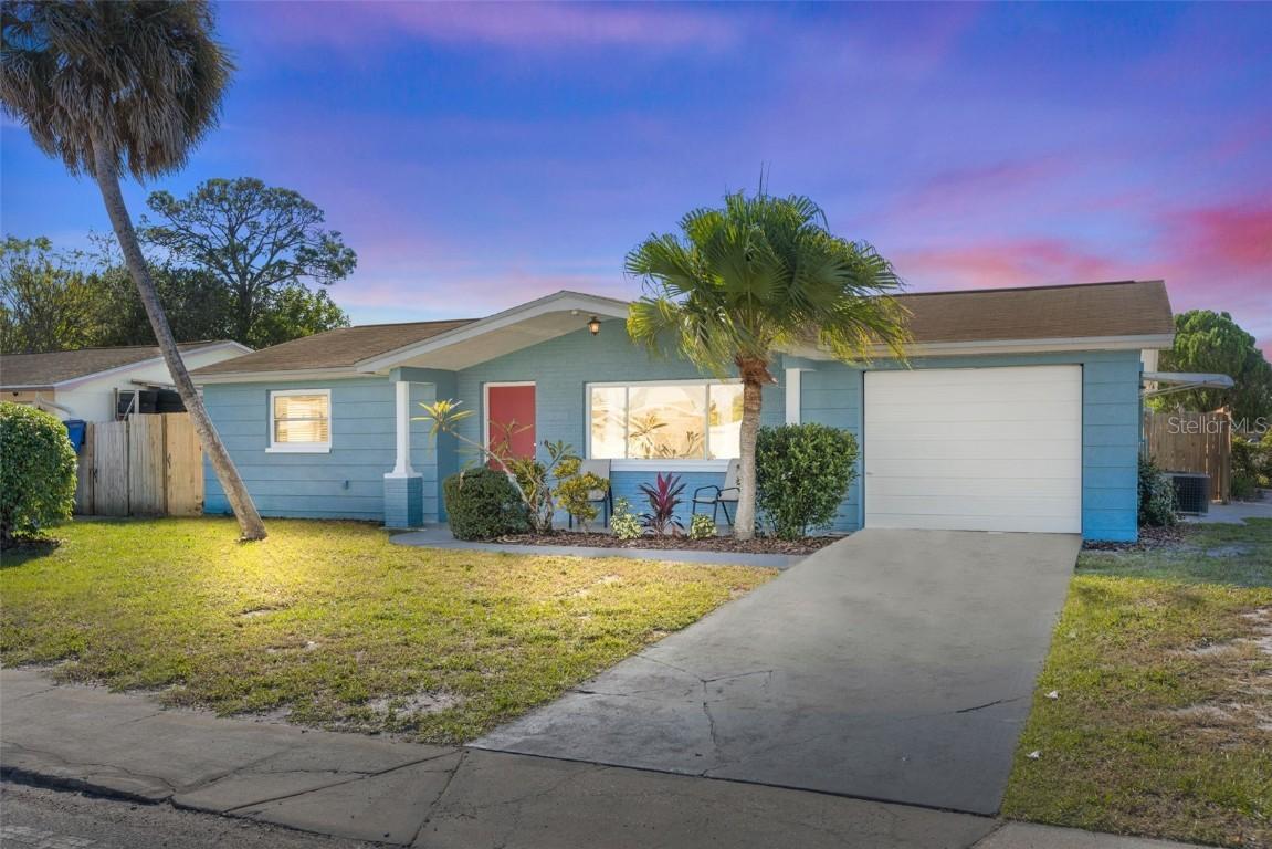3022 Holiday Lake Dr., Holiday, FL 34691