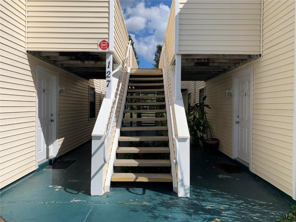 127 Camphor Cir. #C, Oldsmar, FL 34677