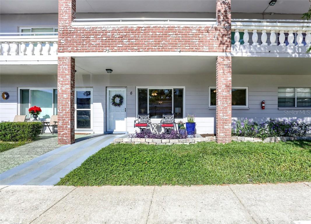 2460 Persian Dr. #6, Clearwater, FL 33763