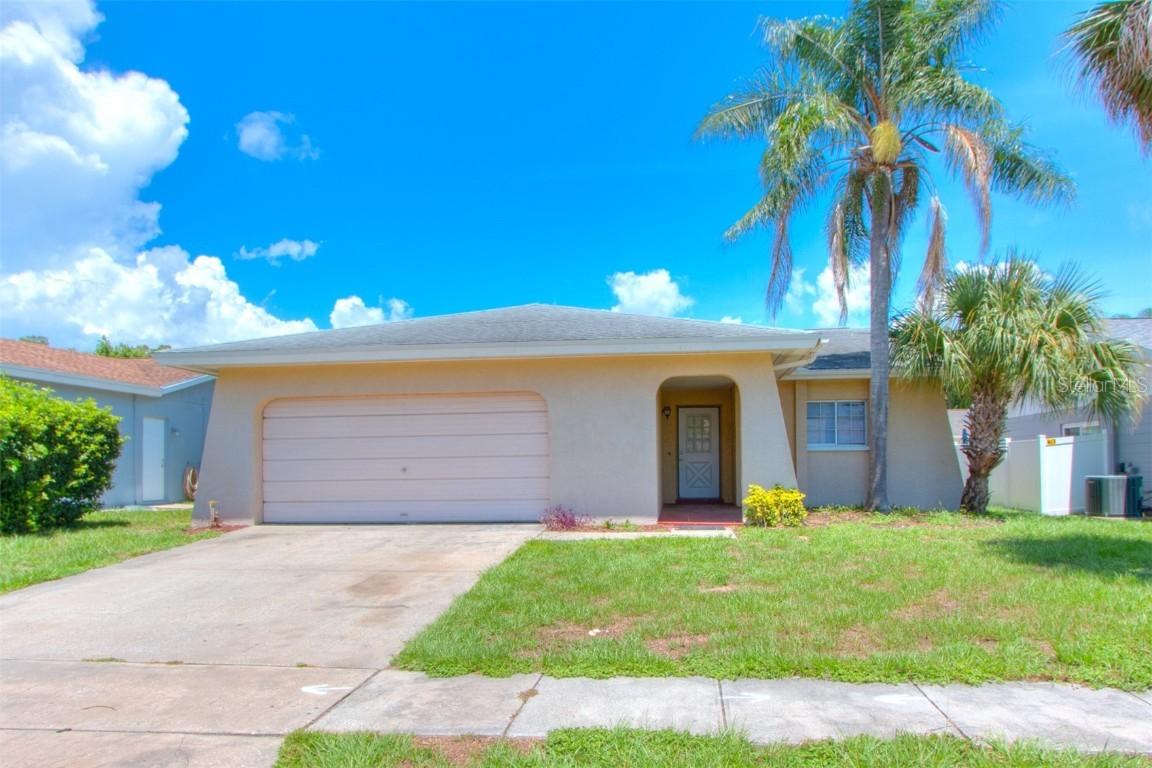 1739 E Grovehill Rd., Palm Harbor, FL 34683