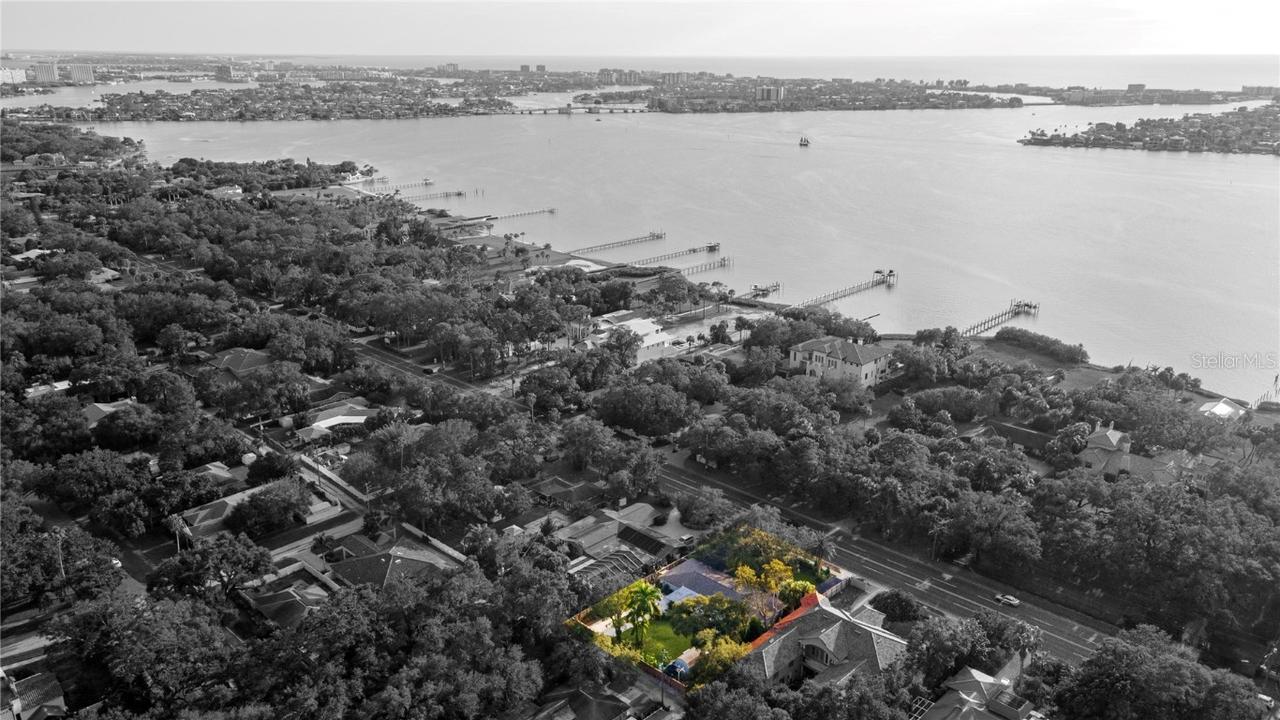 1433 Park St., St Petersburg, FL 33710